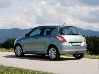 Suzuki Swift 2011 photo