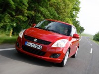 Suzuki Swift 2011 photo